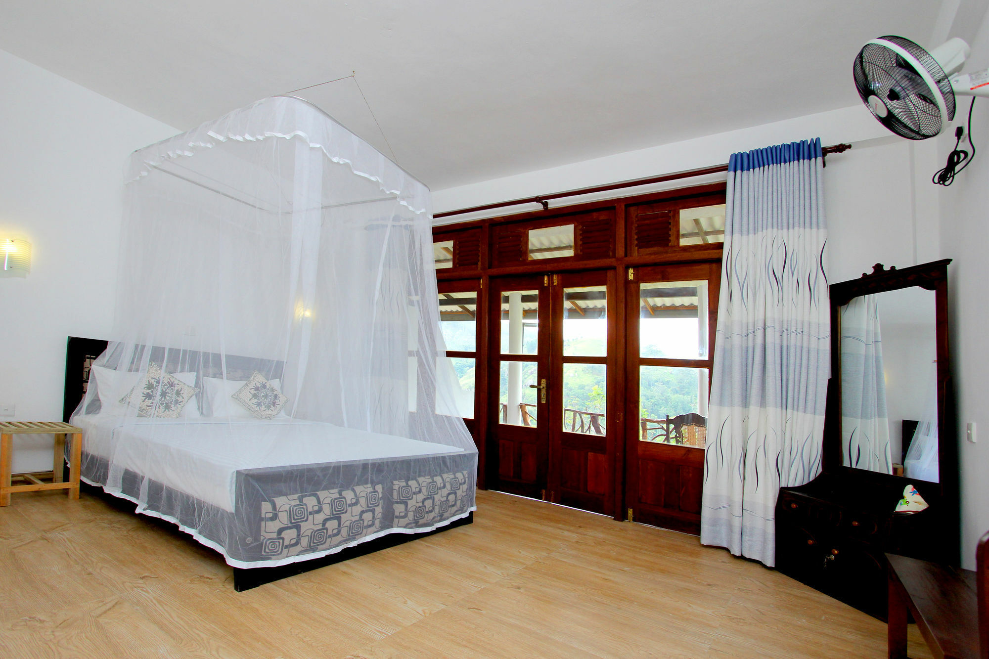 Mount Blue View Guest Inn Елла Екстер'єр фото
